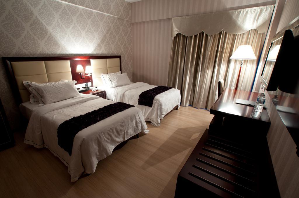 Pariss Hotel Johor Bahru Quarto foto
