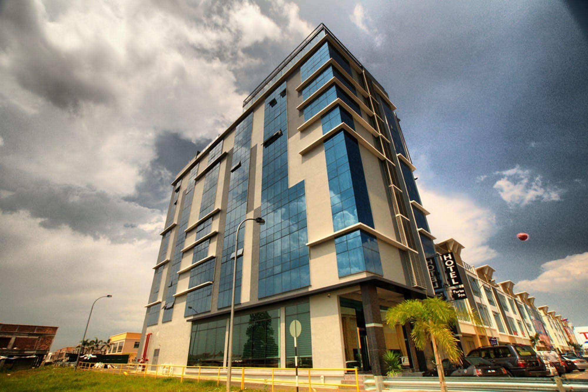 Pariss Hotel Johor Bahru Exterior foto